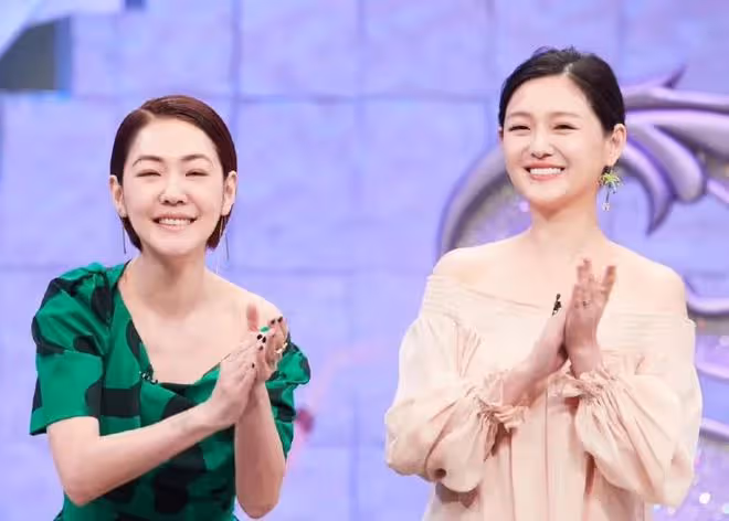具俊曄直奔大S家,小姨子尬舞歡迎新姐夫,網友:這房子也太破了!一家子戲精!