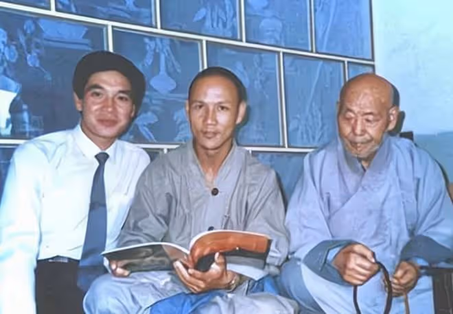 73歲黃元申還俗後近況曝光，隱居國外生活低調，拒絕見好友梁小龍