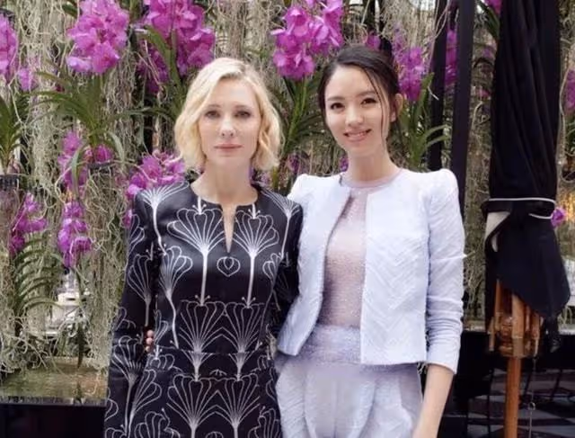 張梓琳罕曬二胎女兒，五官秀氣鼻樑高挺，嫁素人老公九年生兩女
