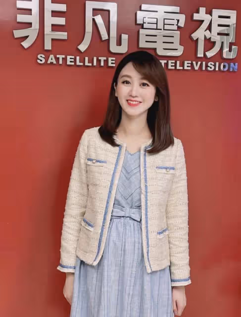 39歲女主播官宣懷雙胞胎！結婚6年試管打百針，孕期大出血太痛苦