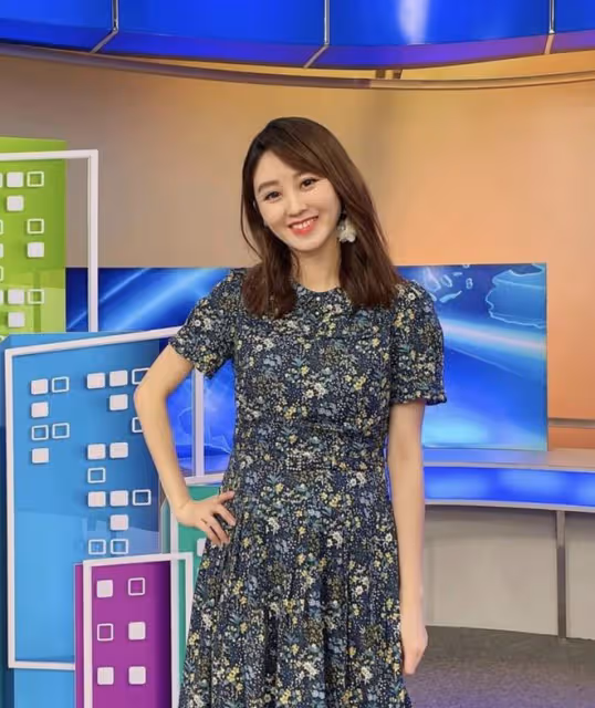 39歲女主播官宣懷雙胞胎！結婚6年試管打百針，孕期大出血太痛苦