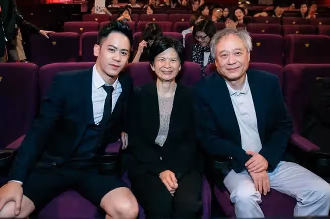 家庭煮夫熬出頭！李安太太「獨扛家計整整6年」不要求先生上班　「反而助尪成為大導演」她謙虛：我只是不管他