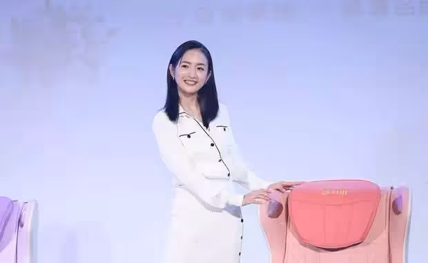 39歲林依晨產後5月身材恢復完美，少女感滿滿，但髮際線後移嚴重