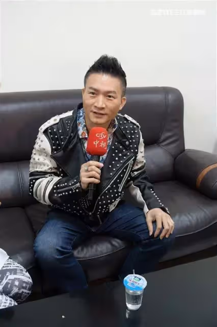 秦楊昔從政失利「投資又慘賠1億」退出八點檔，今成「連鎖餐廳總經理」翻轉人生：蹲越低跳越高