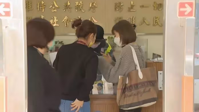 演小三上位!八點檔惡女「嚇收奪命威脅」緊急報警 坦言「整天提心吊膽」:我還有家人