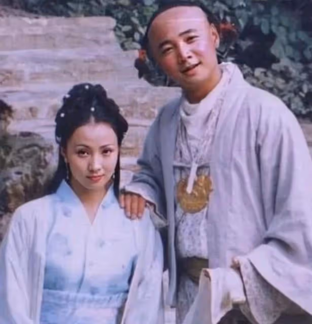 陶虹：嫁給「豬八戒」，屢遭背叛卻不離婚，看似卑微實則精明