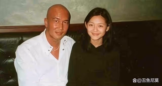與大S閃婚讓具俊曄翻紅?粉絲深夜堵車,歐巴撒浪嘿呦尖叫聲不斷