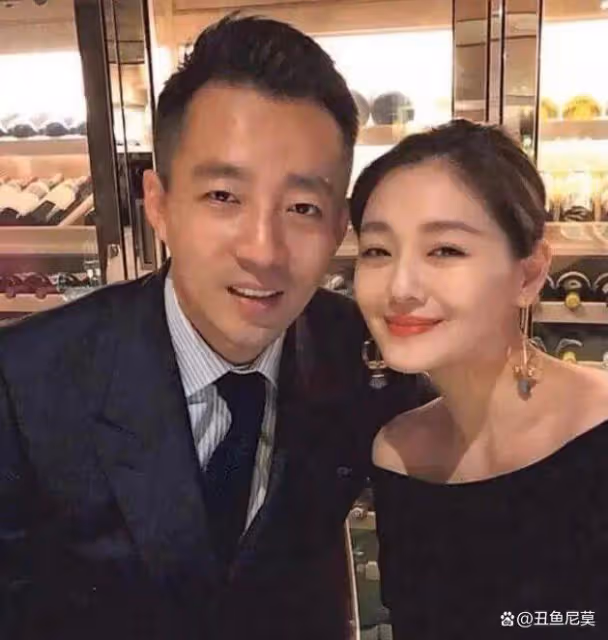 與大S閃婚讓具俊曄翻紅?粉絲深夜堵車,歐巴撒浪嘿呦尖叫聲不斷