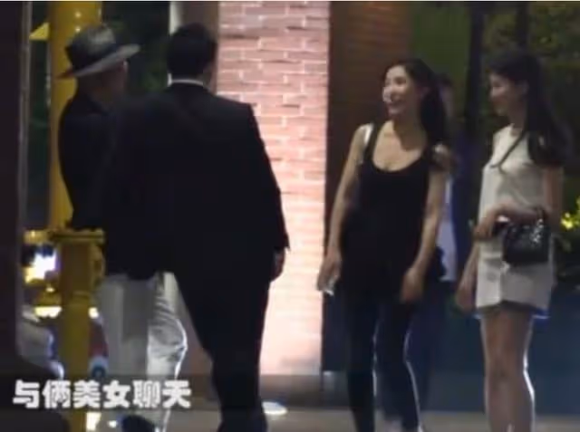 陶虹:嫁給「豬八戒」,屢遭背叛卻不離婚,看似卑微實則精明