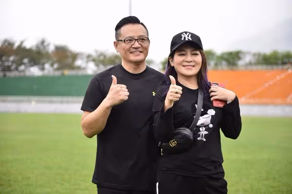 老公曾當牛郎!王彩樺認「他一小時賺200萬」把女客迷團團轉 被封鴨王「最後為她收山」不玩了