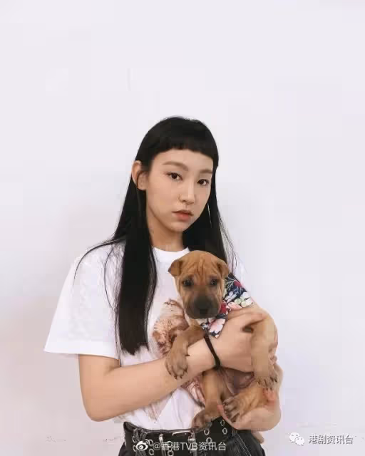媽媽操刀拍性感孕照！何雁詩要安慰自己