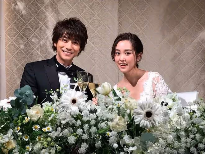 她憑一張絕美側顏成一代直男斬!如今32歲卻官宣隱退,網友哭了:求你回來