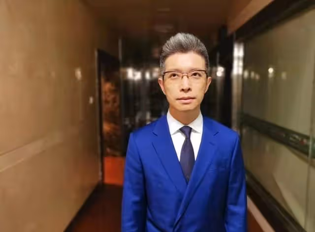 眾星為墜機乘客祈禱！132人下落不明，baby盼望奇蹟朱廣權也發聲