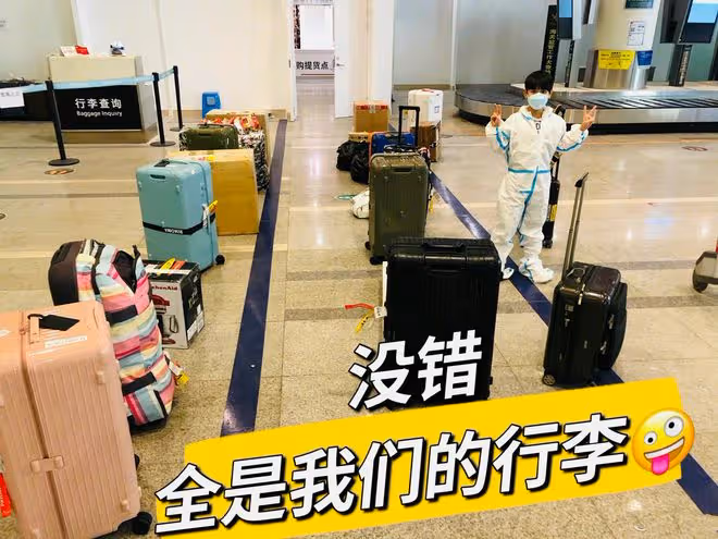 吳尊全家定居內地！搬23箱行李難掩激動，贊中國很好要娃學好中文