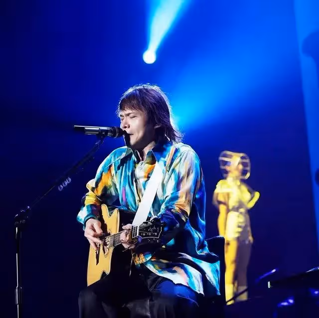 演藝圈真清流是他，與太太相知30年網一致狂推：老婆是得力助手，隔空告白閃翻婚後完全沒緋聞