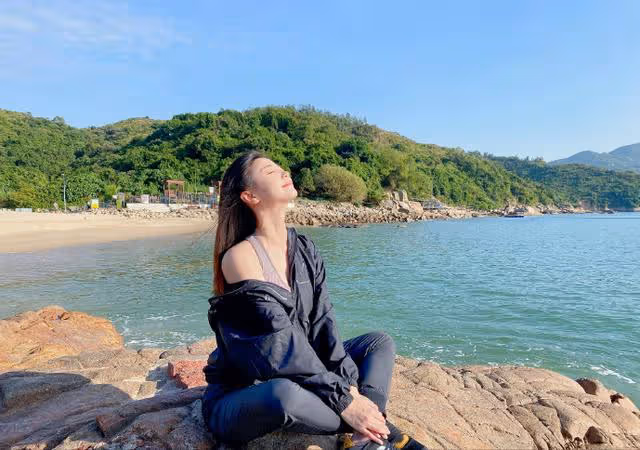 前港姐冠軍外闖大銀幕努力做好自己:不能給TVB丟臉,自認好女孩
