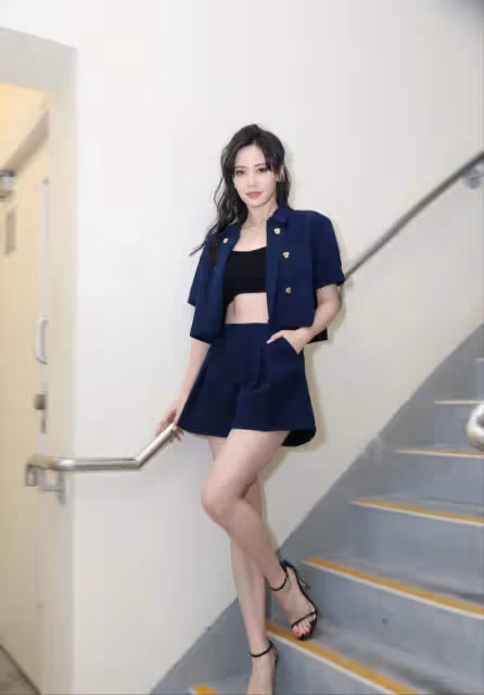 前港姐冠軍外闖大銀幕努力做好自己:不能給TVB丟臉,自認好女孩