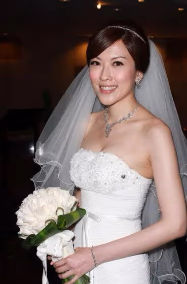 接地氣！TVB前知名女星轉型當美容公司老闆，連洗廁所都親力親為
