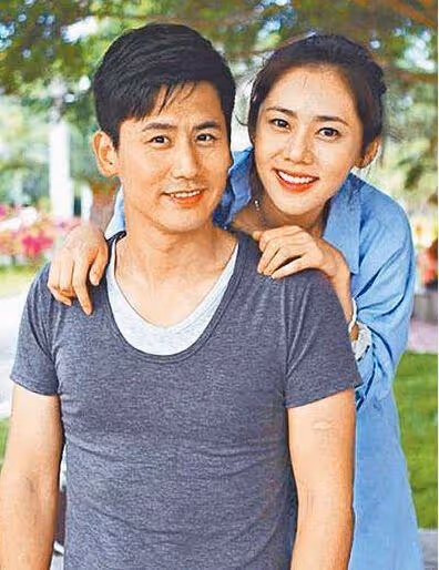 離婚風波過後,秋瓷炫終於現身,其現況如何?