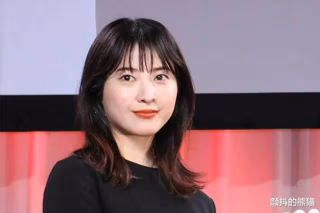 吉高由里子怎麼圓潤成這樣了?是被前任新歡刺激的嗎?