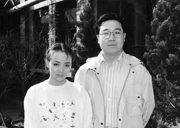 宋丹丹英達離婚25年後,倆兒子現狀曝光:一個出戰冬奧,一個被嘲「啃老」