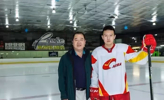 宋丹丹英達離婚25年後,倆兒子現狀曝光:一個出戰冬奧,一個被嘲「啃老」