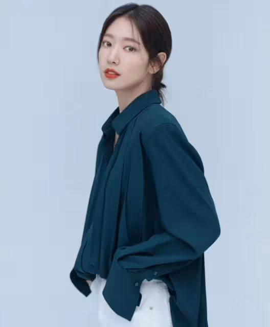 EXO都暻秀陪同朴信惠夏威夷度蜜月,粉絲稱電燈泡,關係真的好