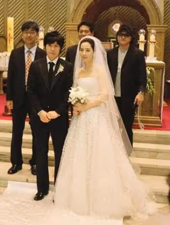 「大齡性感女神」宋允兒:嫌安在旭太矮分手,轉身嫁給二婚薛景求