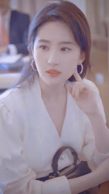 「神仙姐姐」劉亦菲超欲超火寫真