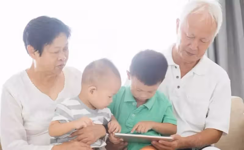 帶孫子和不帶孫子的老人，晚年誰更幸福？三位70歲老人說出「內心大實話」