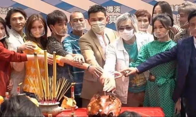 前TVB金牌監製首部網劇將播，十優港姐穿私家泳衣出演：犧牲好大