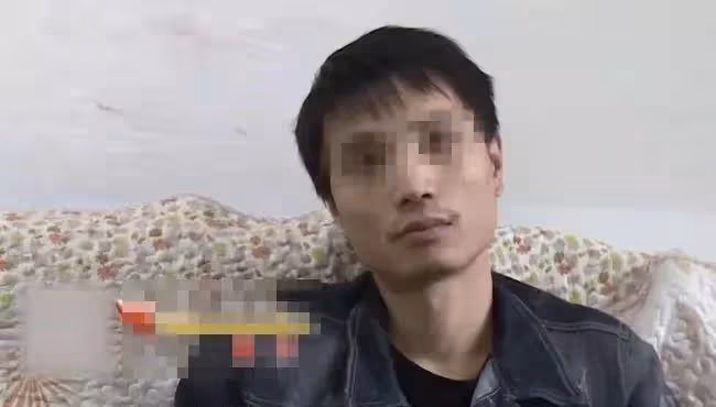 已婚男子吃飯還要媽媽喂，妻子：離婚！我不是你媽，不會供著你