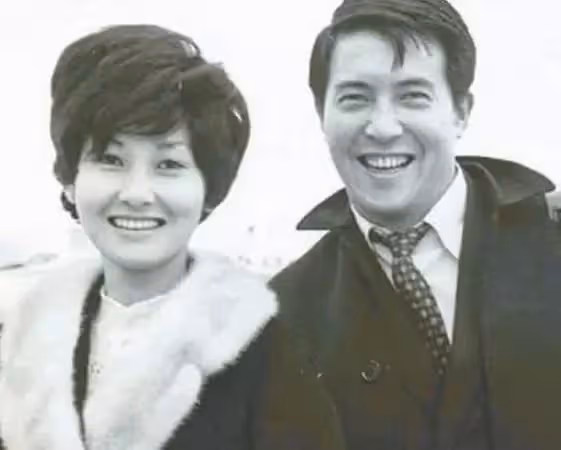 結婚35年一場空，寶島玉女隱忍丈夫外遇10年，臨終前要她求2女兒，不能通知爸爸，他悔恨認錯