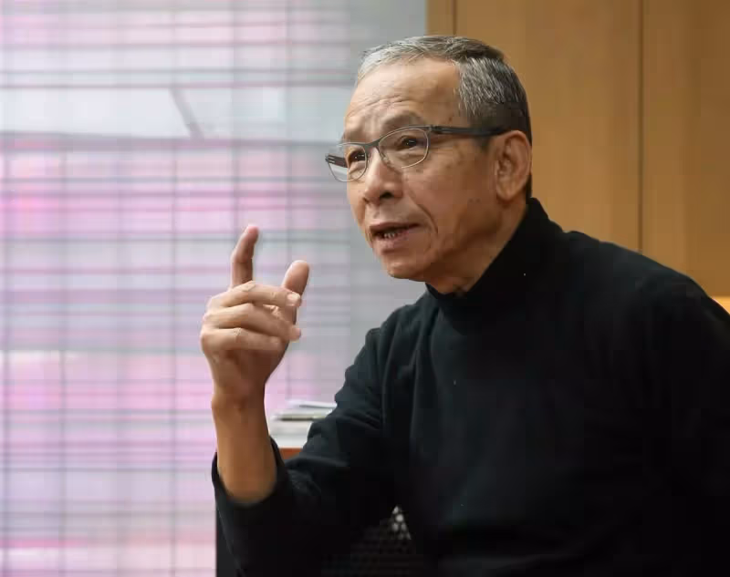 不懂別亂勸,吳念真親揭患憂鬱多年無助的心聲,深情謝愛妻容忍,認走不出父、弟妹輕生慟,深夜悼念惹淚