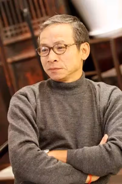 不懂別亂勸,吳念真親揭患憂鬱多年無助的心聲,深情謝愛妻容忍,認走不出父、弟妹輕生慟,深夜悼念惹淚