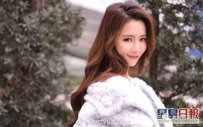 TVB最紅女歌手被拍到訪吳卓羲家!遲遲未走疑過夜享受二人世界