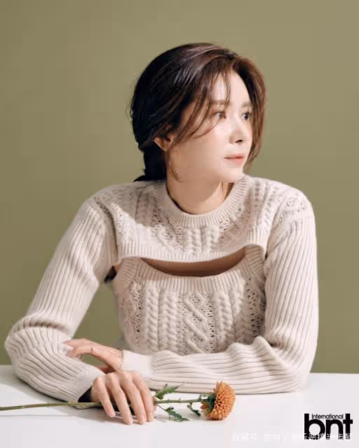 《人魚小姐》張瑞希時尚畫報公開,50歲青春依舊但你認得出來嗎?