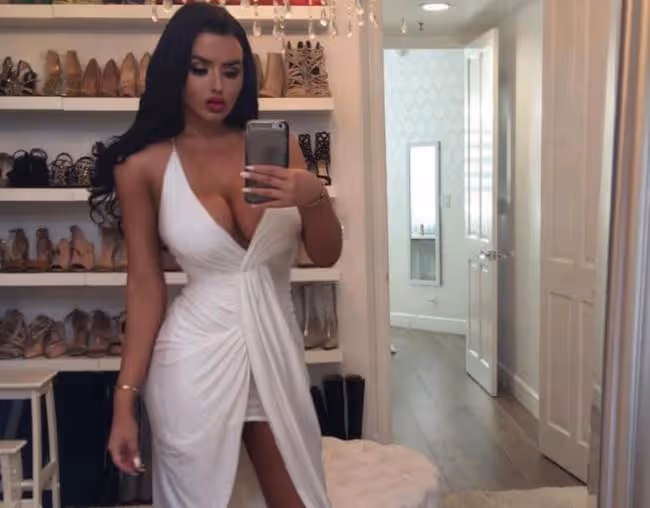 NBA的知名美女拉奇福德，是布澤爾的女神，湯普森也淪陷了