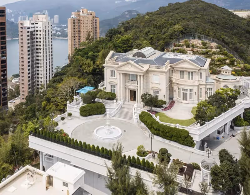 李兆基大宅蟬聯香港最貴豪宅,每月租值986萬,落成兩年仍未入住