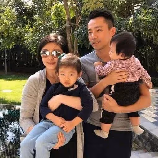 大S汪小菲發布離婚聲明，表示將共同撫養孩子，網友：小菲解脫了