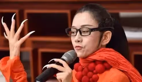 20年不吃米飯不生子！上廁所都要人幫忙　現62歲仍是「凍齡女神」她的人生卻無人敢複製