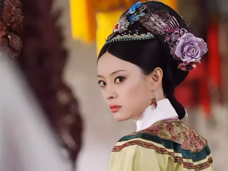親媽後媽都是媽！低谷時繼母打工「匿名資助她」孫儷成名後「為繼母治病」送豪宅：善良的人會被眷顧
