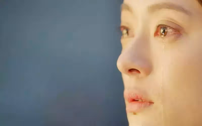 親媽後媽都是媽！低谷時繼母打工「匿名資助她」孫儷成名後「為繼母治病」送豪宅：善良的人會被眷顧