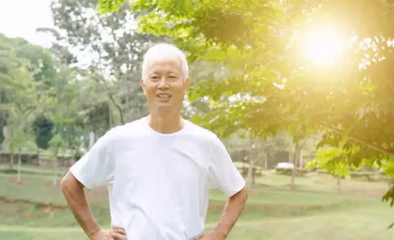 再婚找老伴和請住家保姆養老，哪個更靠譜？70歲過來霍大爺說了實話：不要走彎路