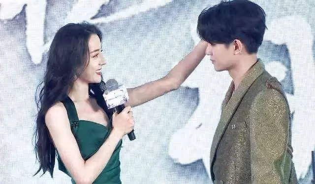 任嘉倫: 哪怕人設塌房,我也要讓你成為我現實生活的女主角