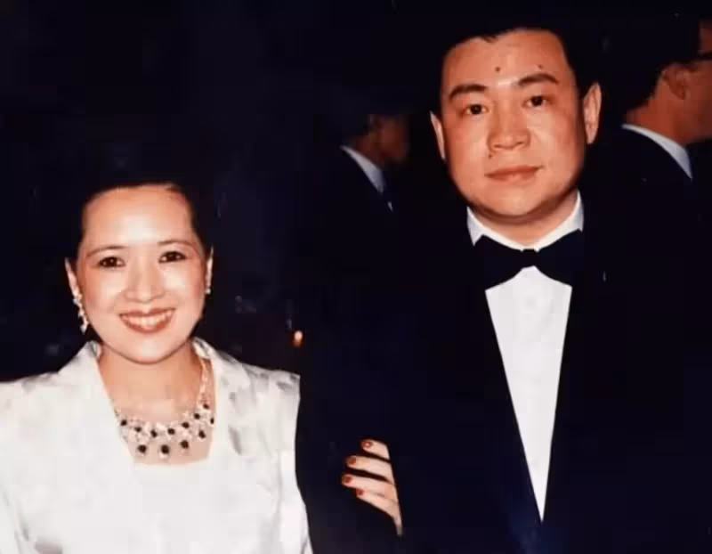 不學親爸劉鑾雄收割女星,不與後媽甘比爭家產,劉鳴煒風流不下流