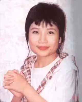 一心向佛！她曾娛樂圈歌壇巨星 「事業巔峰卻隱退出家」 一生無婚姻無兒女深感幸福