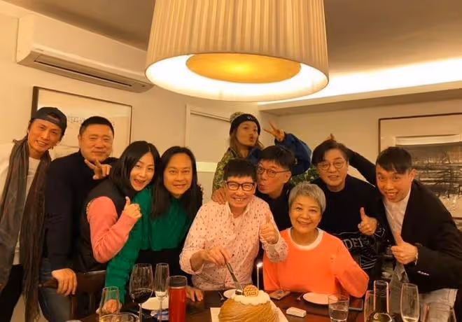 知名主持人引爭議!網上拍視頻教做菜實行會員制,月費高達800元