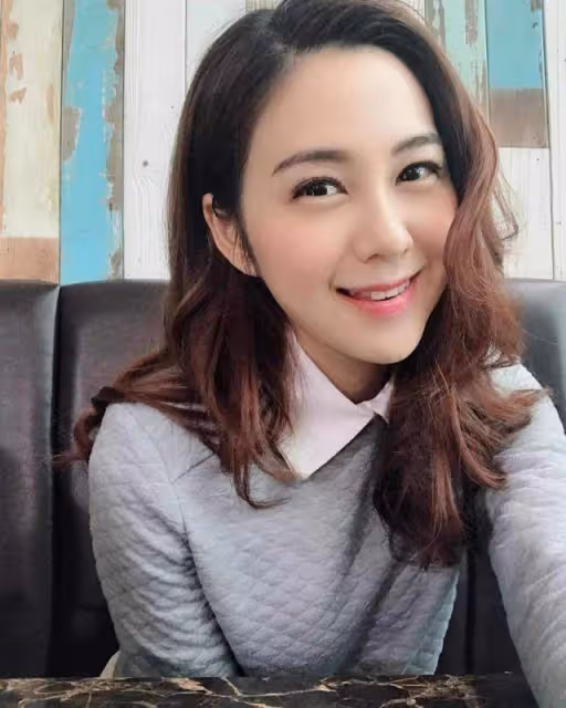 28歲TVB離巢小花亮相新節目，暗諷大台迂腐，曾因拜金女形象出圈