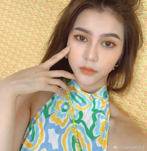 24歲「翻版黃翠如」罕見露面,月初被曝全家確診,唯獨其一人倖免